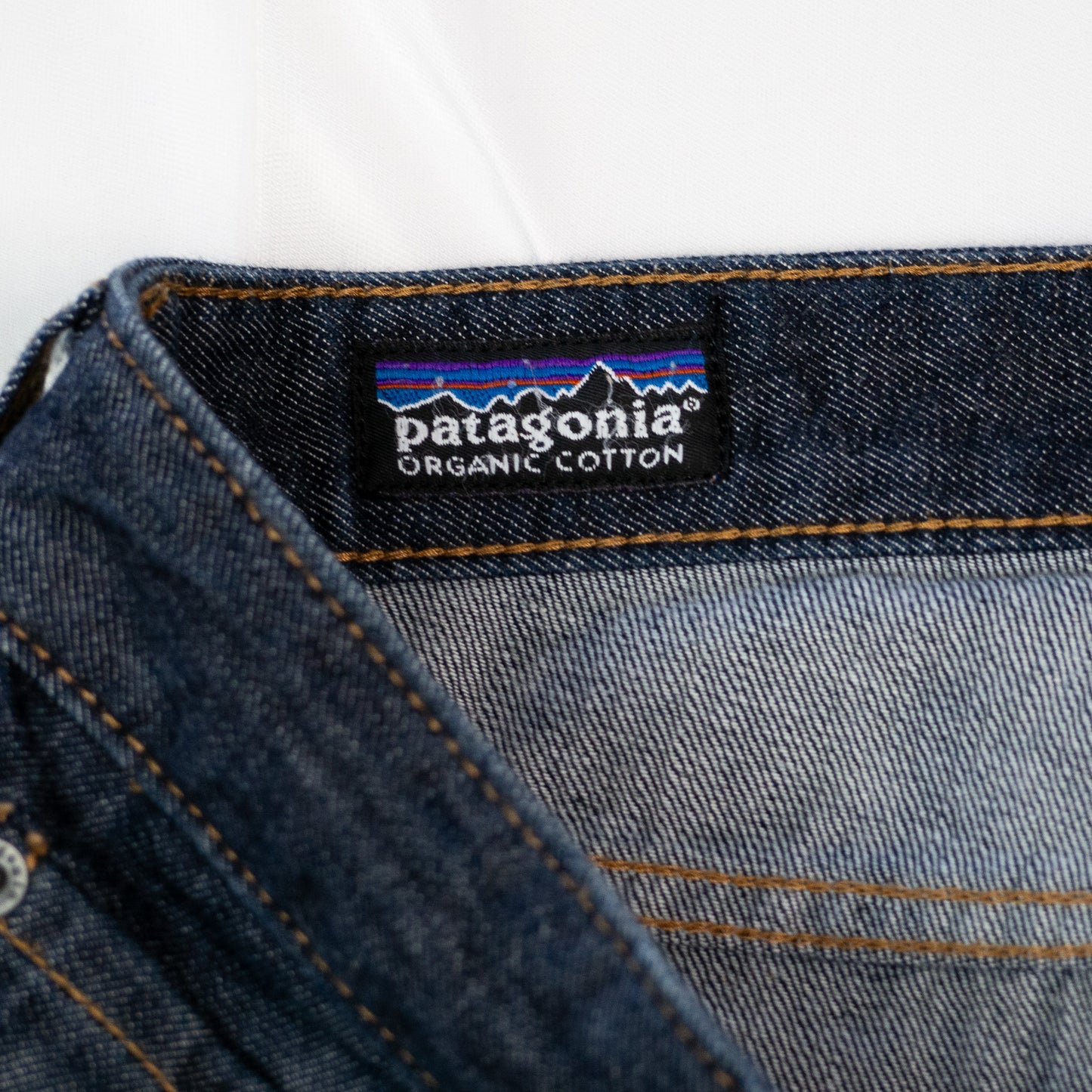 Patagonia | Dark Wash Straight Leg Jeans (36)