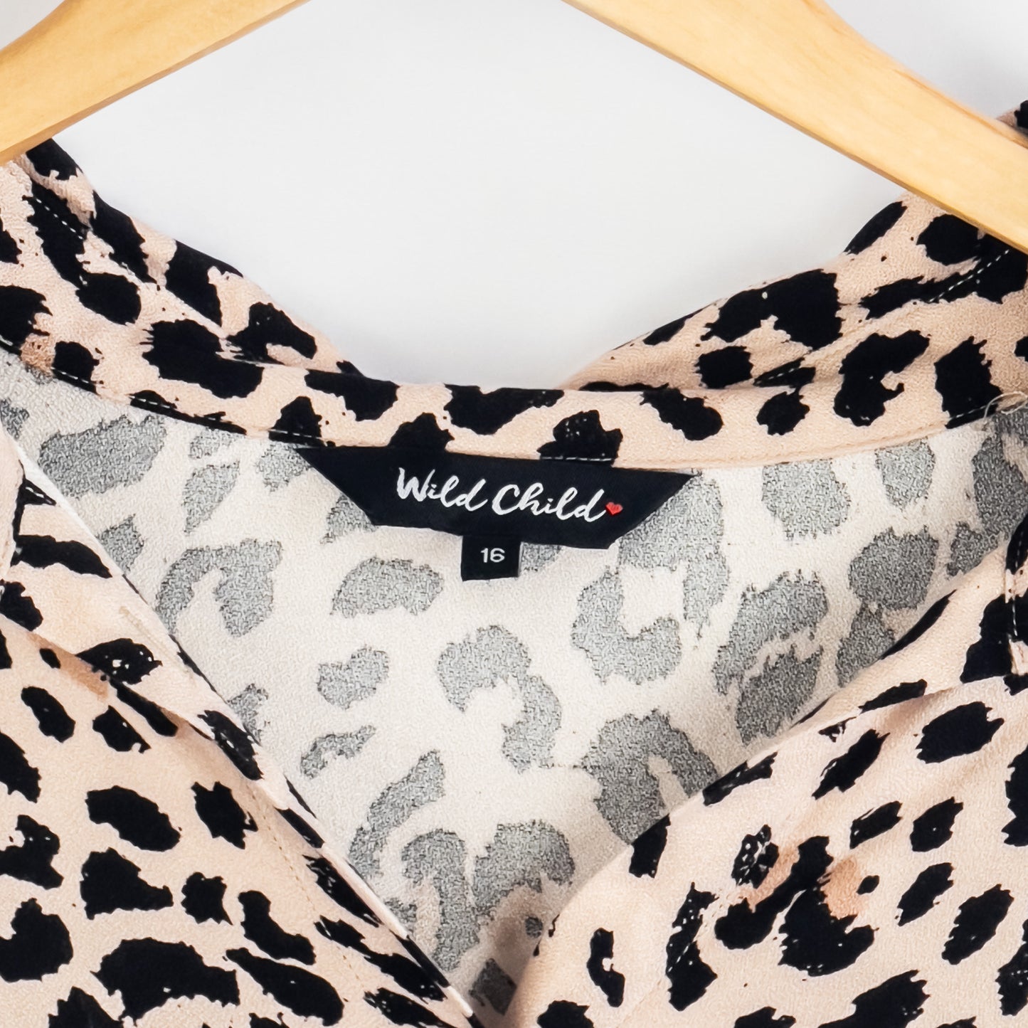 Wild Child | Lightweight Button Up Shirt (16)