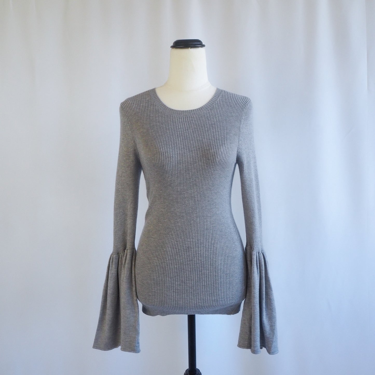 Decjuba | Ribbed Knit Long Sleeve Top (XS)