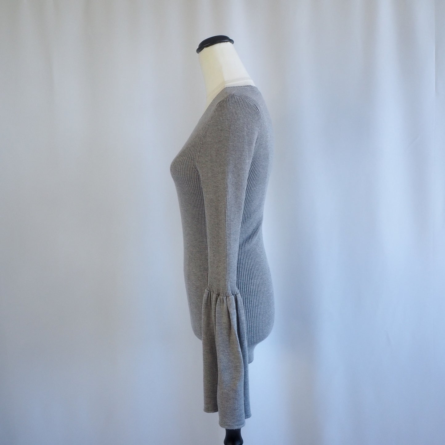 Decjuba | Ribbed Knit Long Sleeve Top (XS)