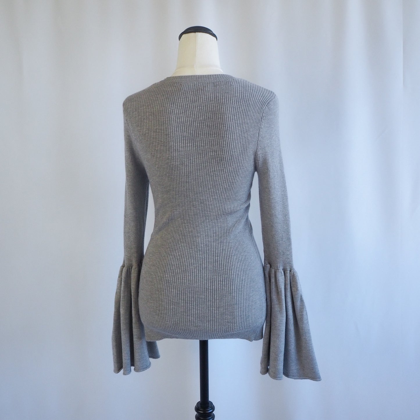 Decjuba | Ribbed Knit Long Sleeve Top (XS)