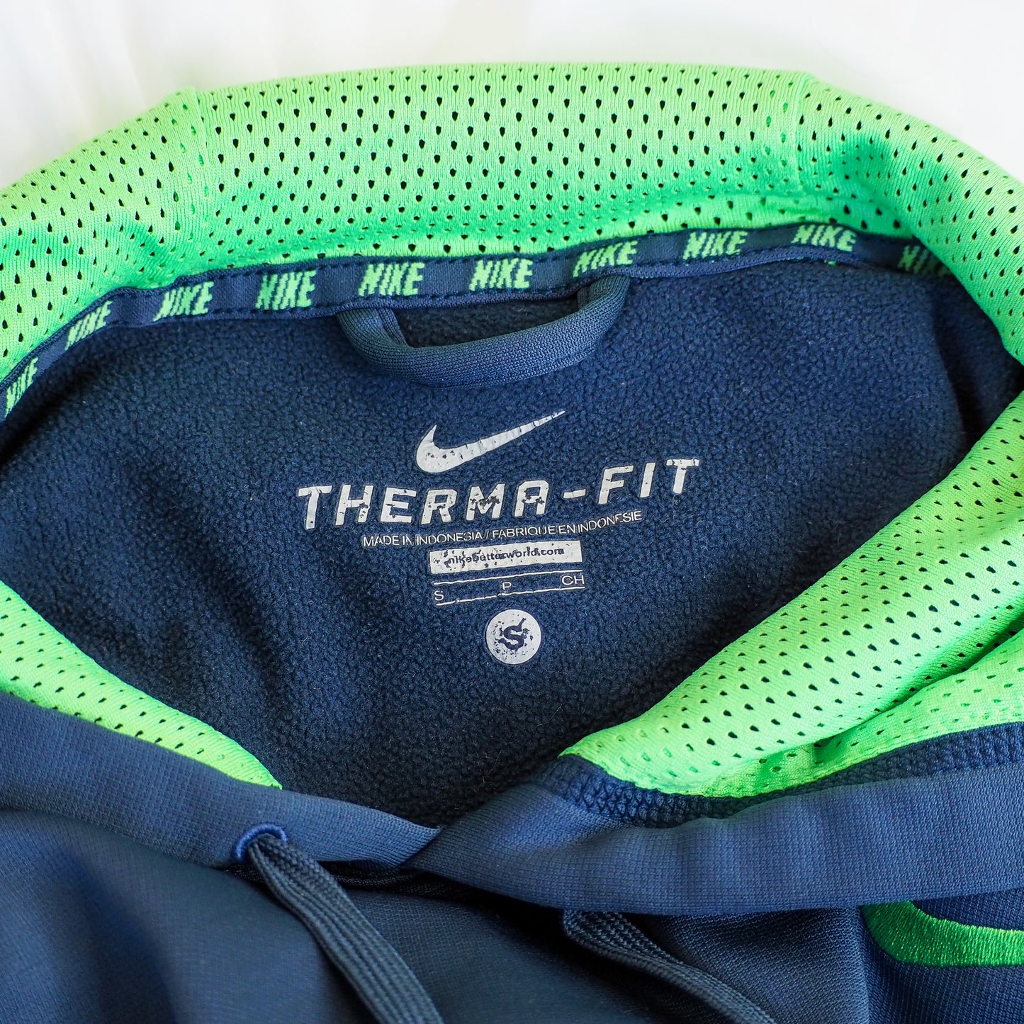 Nike | Fleece Lined Hoodie (S)