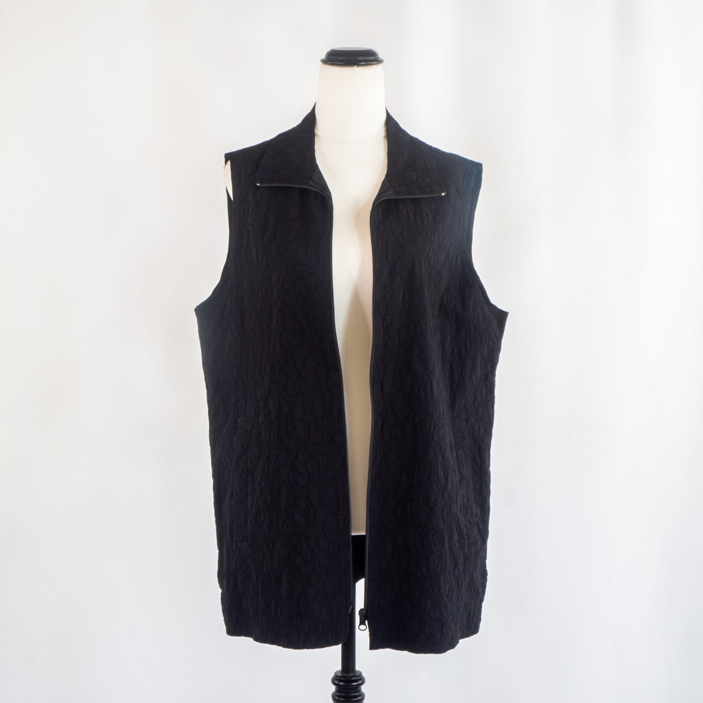 Platform | Lightweight Zip Up Vest (0)